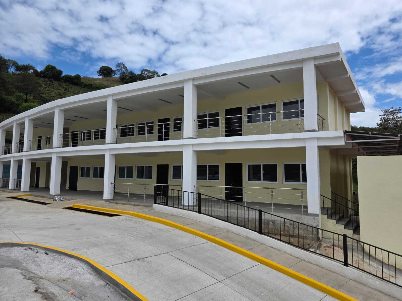 Edificio público construido por La Floresta